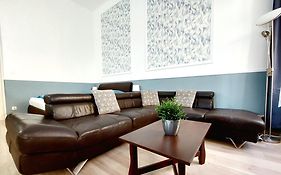 Eoetvoes Apartman